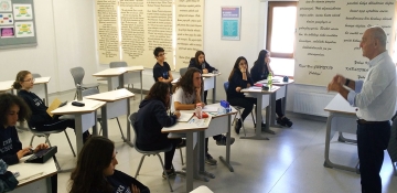 Münazara Kulübün Ekonomi Eğitimi