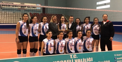 Kız Voleybol Takımımız İl Şampiyonu