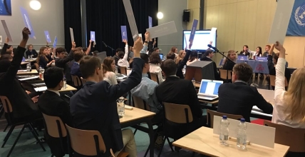 Öğrencilerimiz Hollanda’da Birleşmiş Milletler Simulasyonu CalsMUN’a katıldılar