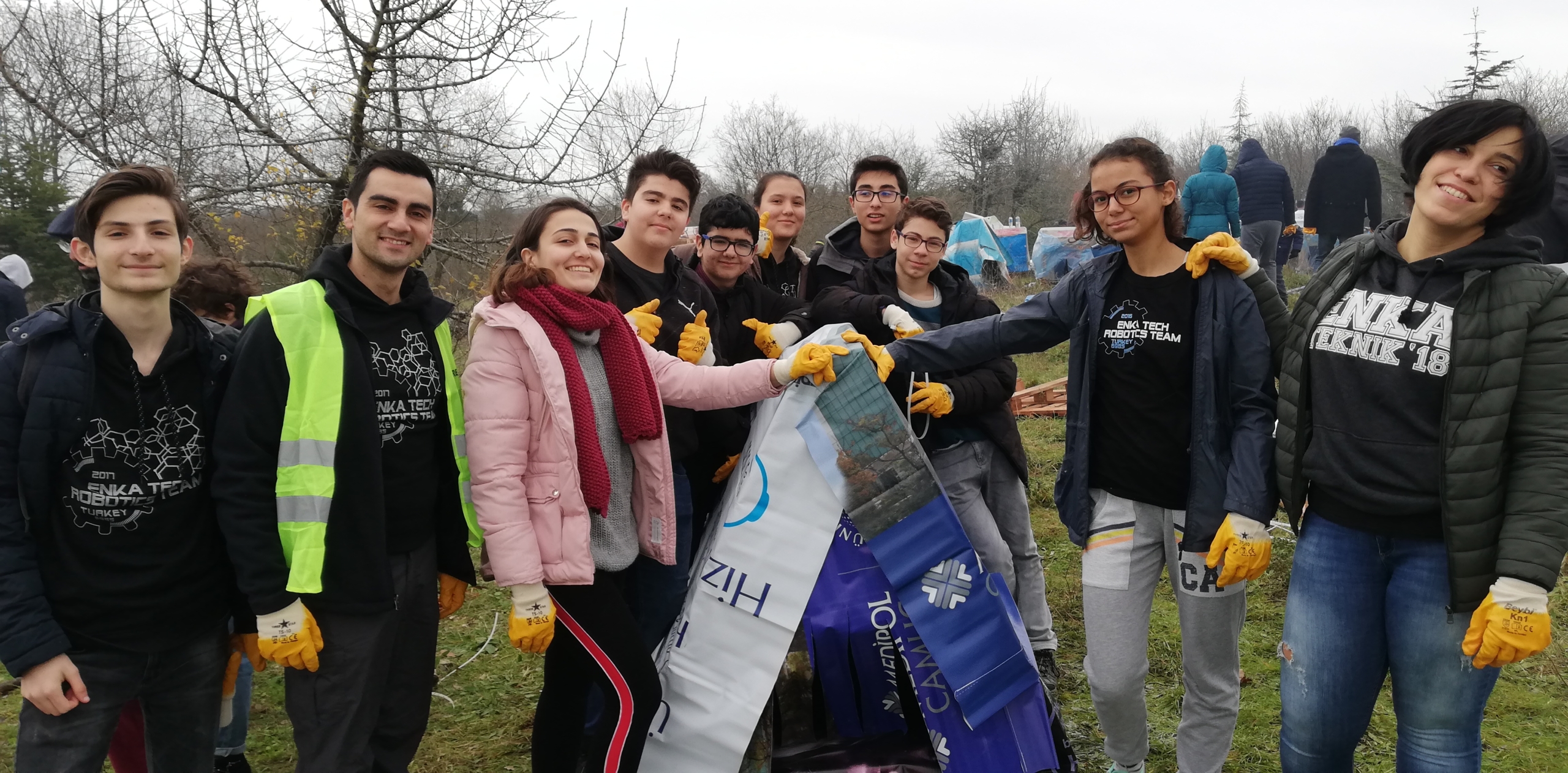 Enka Tech Öğrencileri Sahipsiz Hayvanları Yalnız Bırakmadı