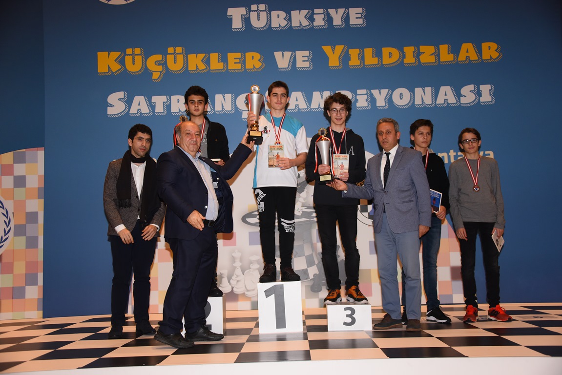 Satrançta Başarılara Devam