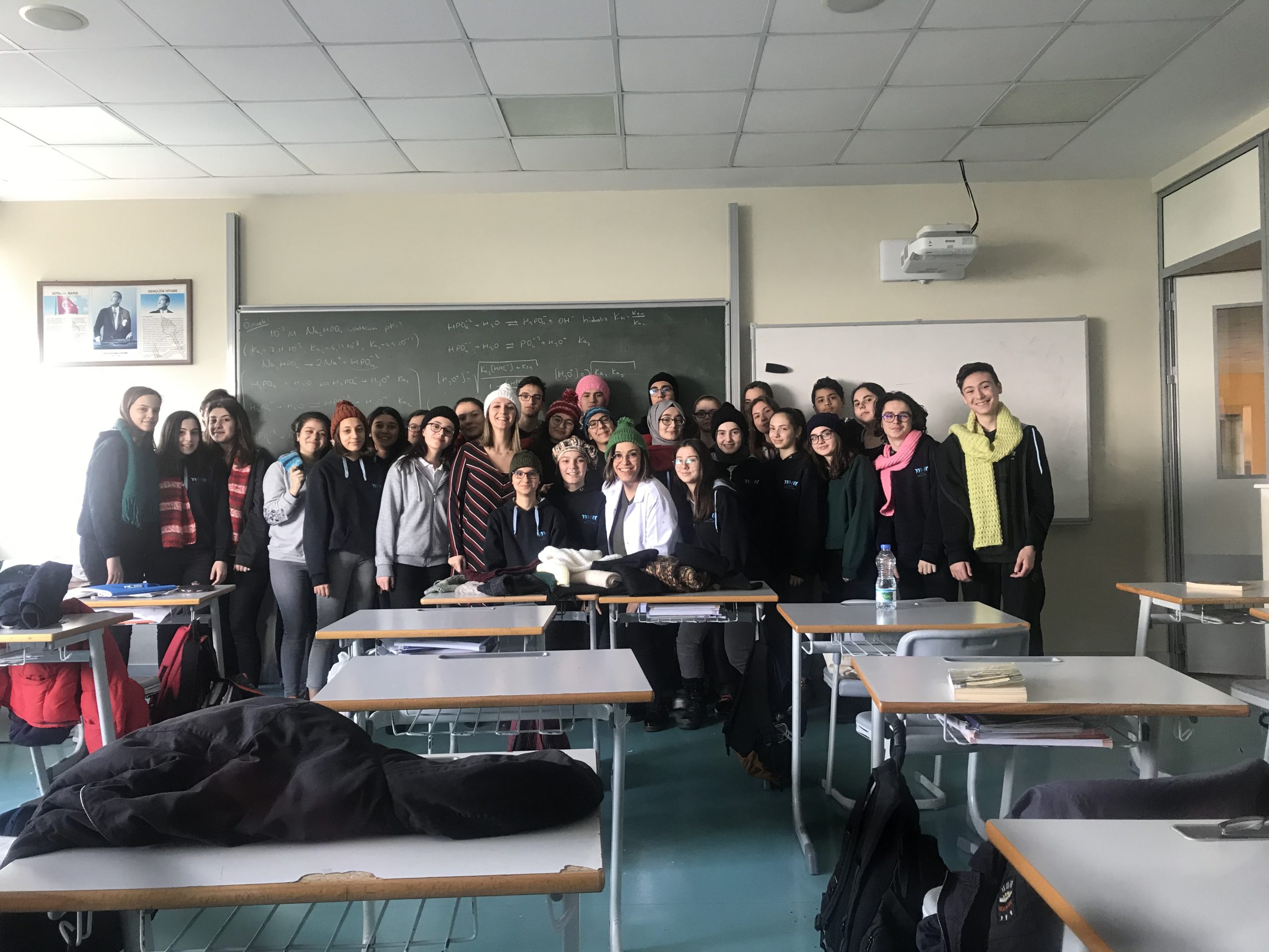 Çocuklar İçin Ellerimizle Ördük